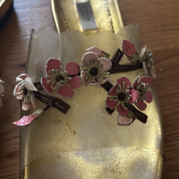PRADA CHERRY BLOSSOM FLOWER SANDALS - Picture 4 of 10